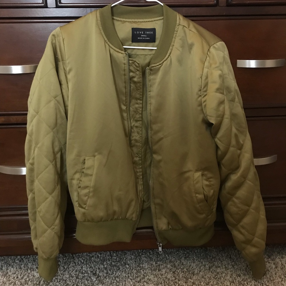 Bomber jacket